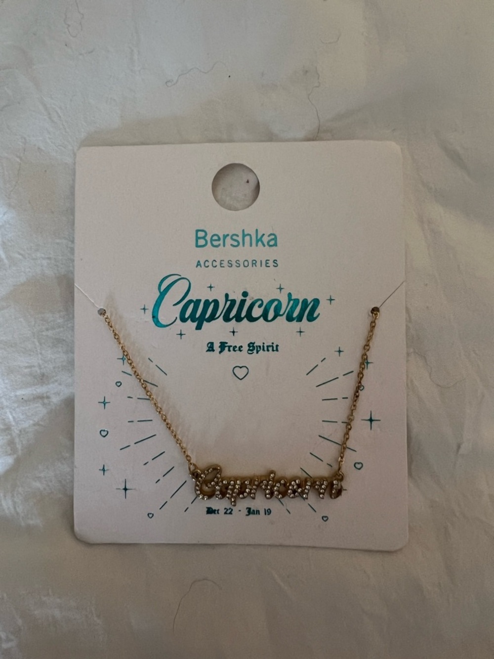 🩵bershka capricorn gold tone necklace